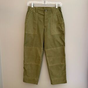 GAP Cropped  Pants Sage Green Size‎ 00 Petite